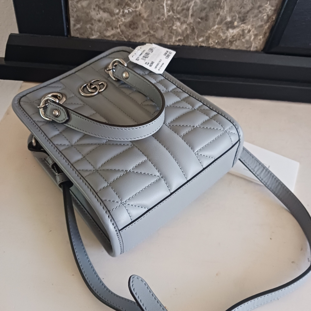 Gucci GG Marmont Quilted Crossbody Leather Handbag - Picture 4 of 10